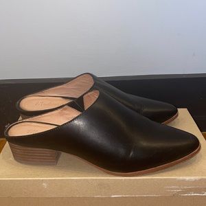 Madewell Black Leather Slip-On Mules